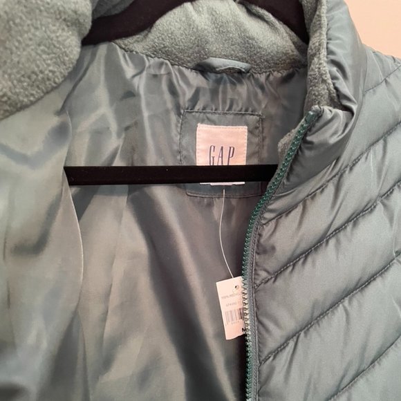NWT Gap Factory Light Puffer Green Size Medium - Picture 3 of 3
